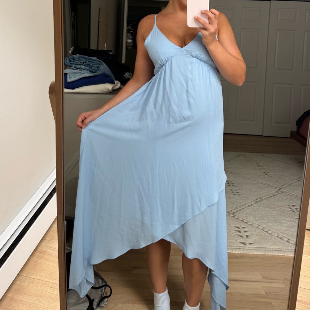 Elegant Light Blue Women's Dress